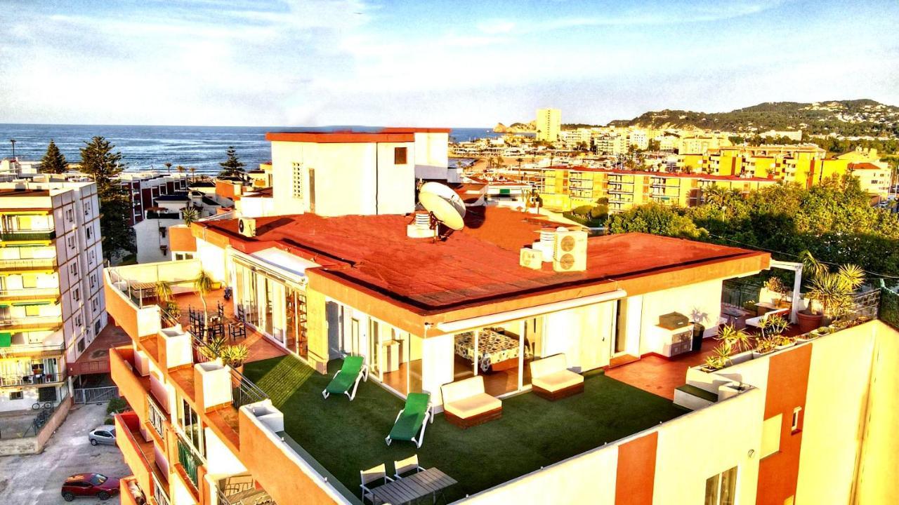 Spectacular Penthouse 100M From Beach 자베아 외부 사진
